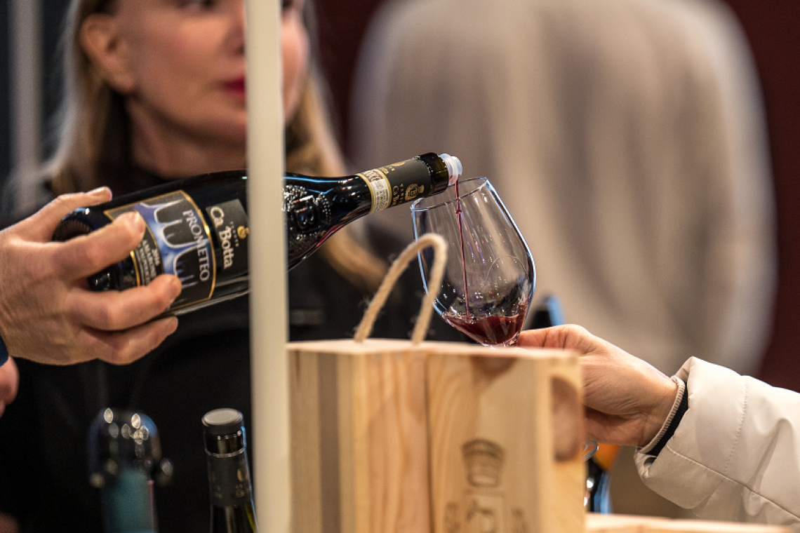 I Migliori Vini Italiani 2024: l'esperienza unica "alla base del piacere" Luca Maroni