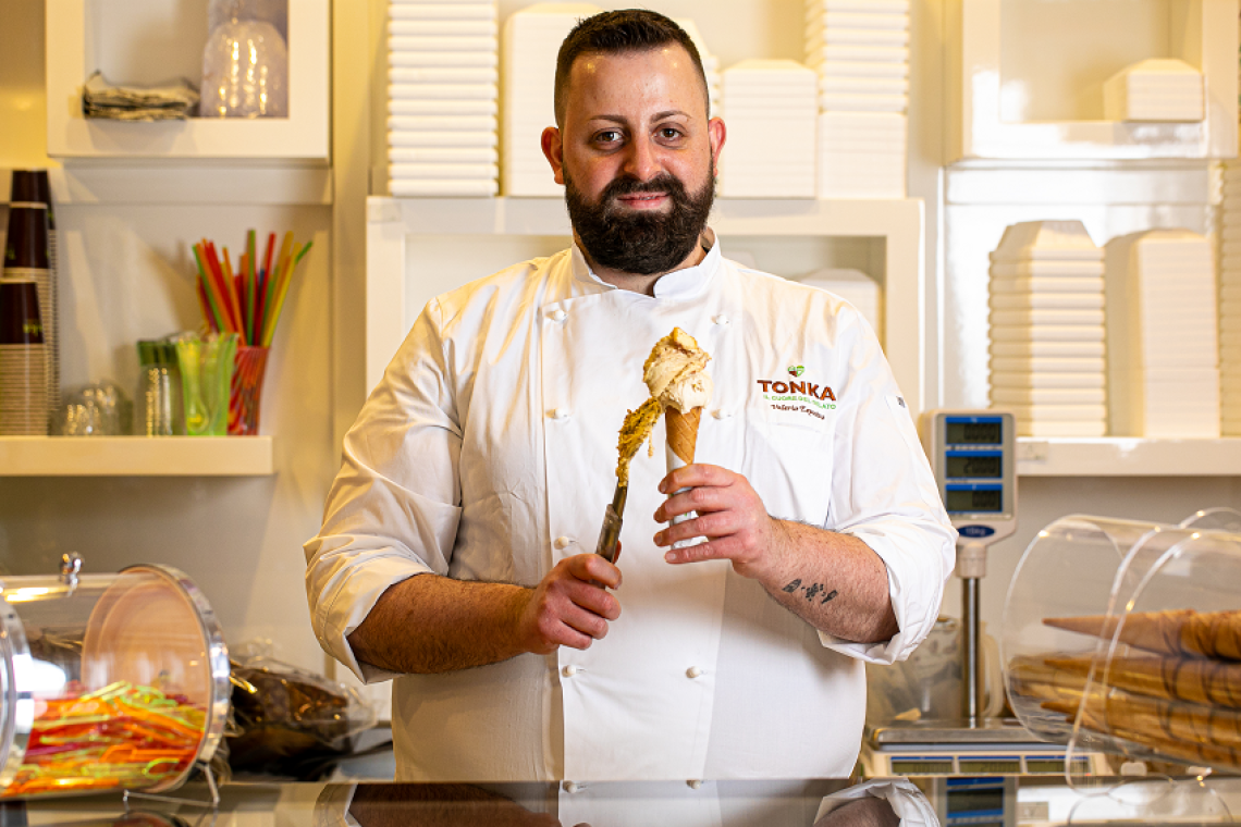 Tonka porta in scena il "Gaufre de Liège" in occasione della giornata europea del gelato artigianale!