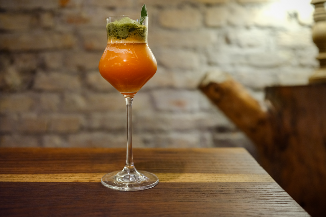 Carter Oblio a suon di musica con il suo cocktail pairing!