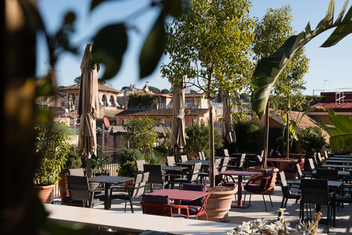 Sboccia la primavera con “Etere”: riapre il Rooftop di Palazzo Ripetta