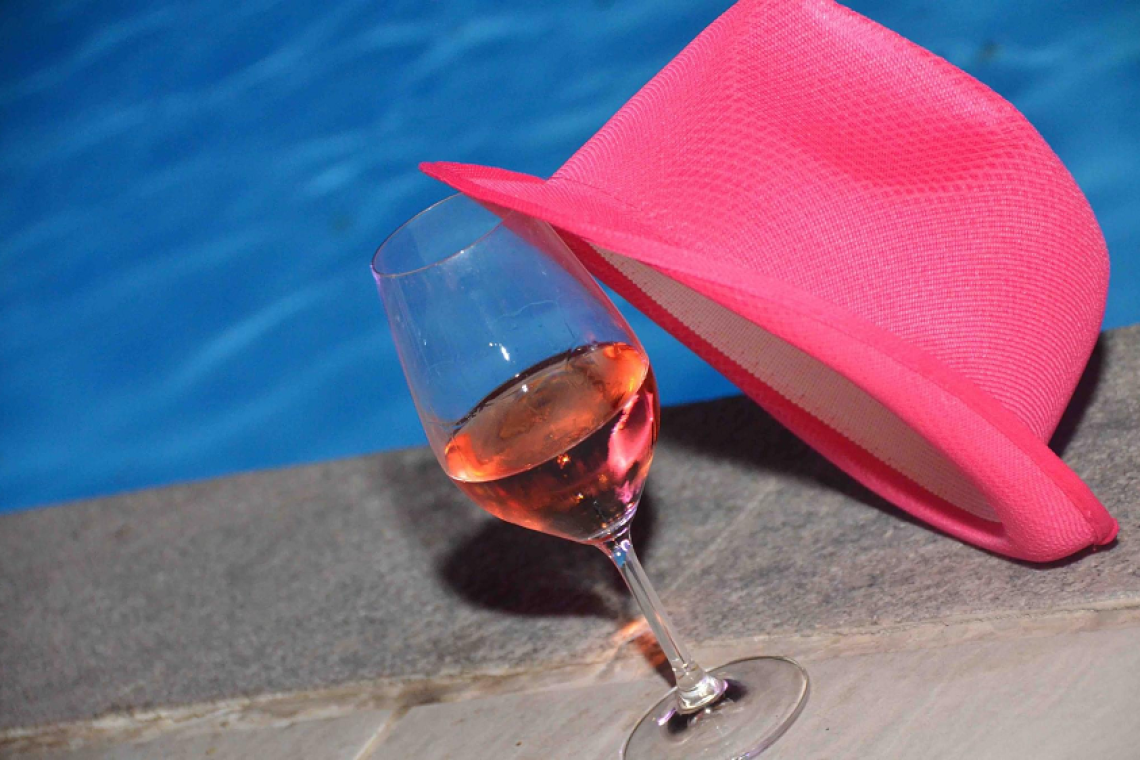 Il 4 luglio a Roma in Villa Appia Antica - Bererosa, viaggio nel magico mondo dei rosati