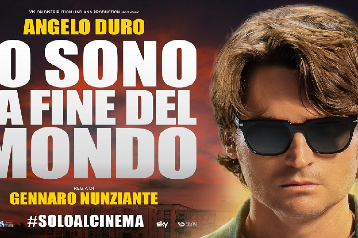 Angelo Duro presenta in sala il film Io sono la fine del mondo di Gennaro Nunziante