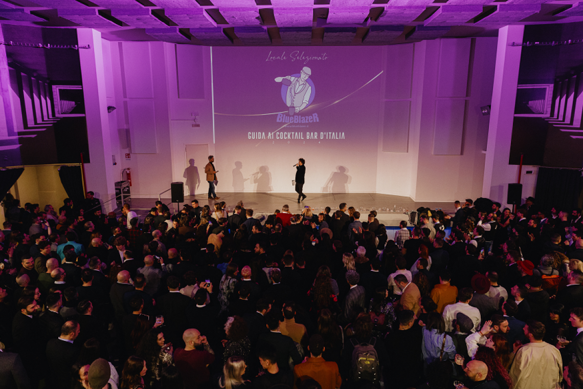 Blueblazer 2025 - I 10 anni della Guida ai migliori cocktail bar d’Italia