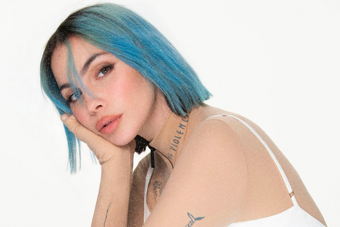 Rose Villain madrina del Roma Pride “Fuorilegge” 2025