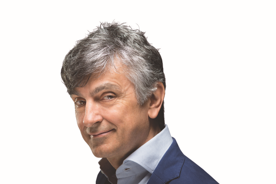 Sabaudia, Arena del Mare BCC Roma, 10 agosto, Vincenzo Salemme in “Ogni promessa è debito”