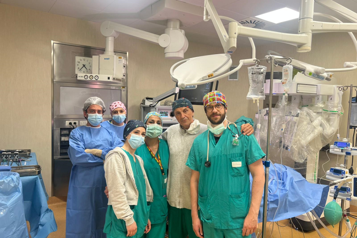 San Camillo, intervento robotico salva utero, vagina e vescica: donna torna a vivere dopo grave complicanza da cesareo