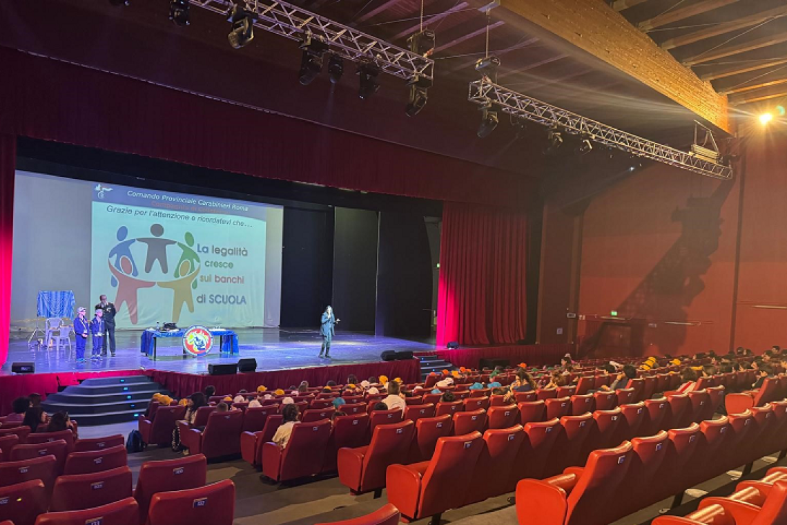 Grande successo agli incontri con l’arma dei Carabinieri per l’evento “school days 2025” all’interno del parco Magicland: giovani e Carabinieri a confronto.  