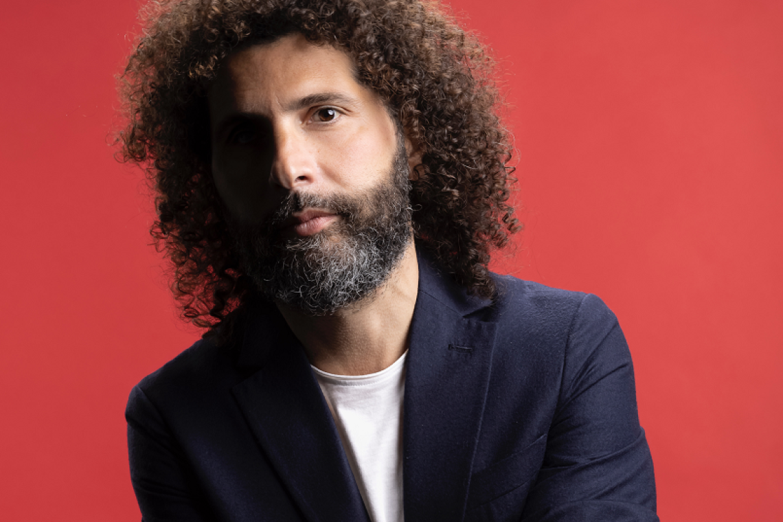 Il ritorno dei cantautori, il tributo al re del pop italiano e una serata dedicata al talento di Sting: la musica senza frontiere del Quid