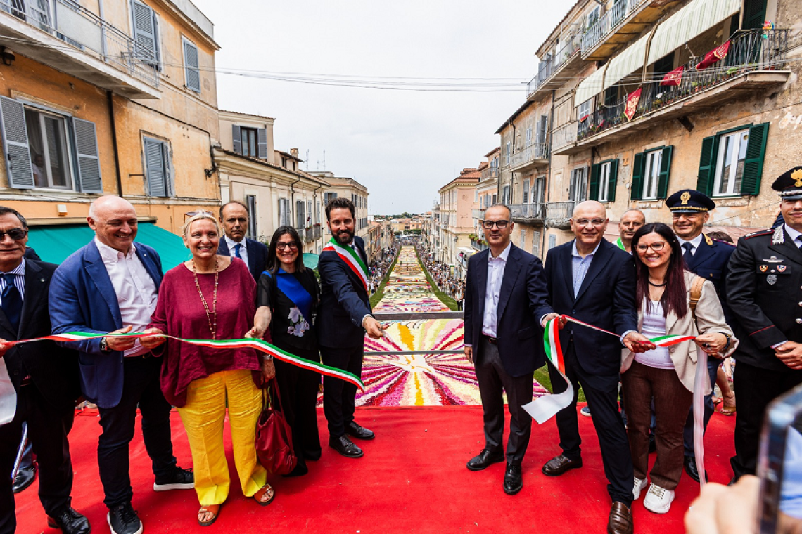 Domenica 22 Giugno è stata inaugurata la 247° edizione dell'Infiorata di Genzano di Roma
