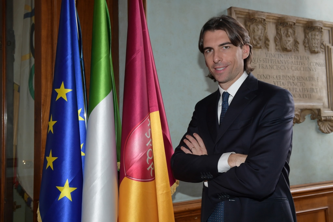 Turismo, Onorato: "la Roma Pass diventa digitale con nuovi servizi e sconti per le attrazioni culturali e sportive"