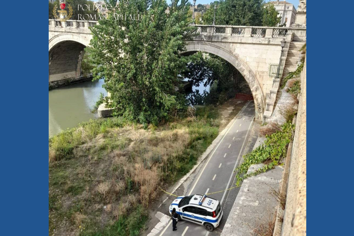 Polizia Locale, provvidenziale intervento nel Tevere: tratto in salvo un uomo che aveva tentato il suicidio gettandosi nel fiume
