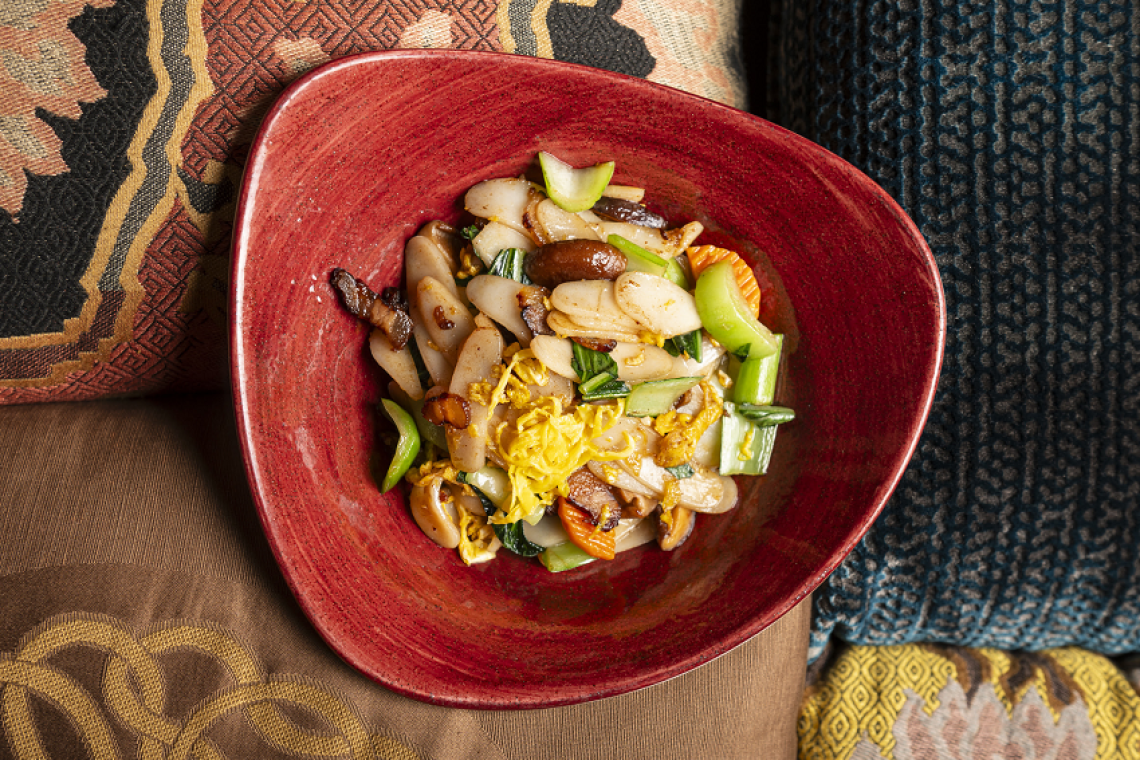 Sotto la luna piena, DAO Bistrot Jonio celebra la Festa di Metà Autunno con un menu speciale