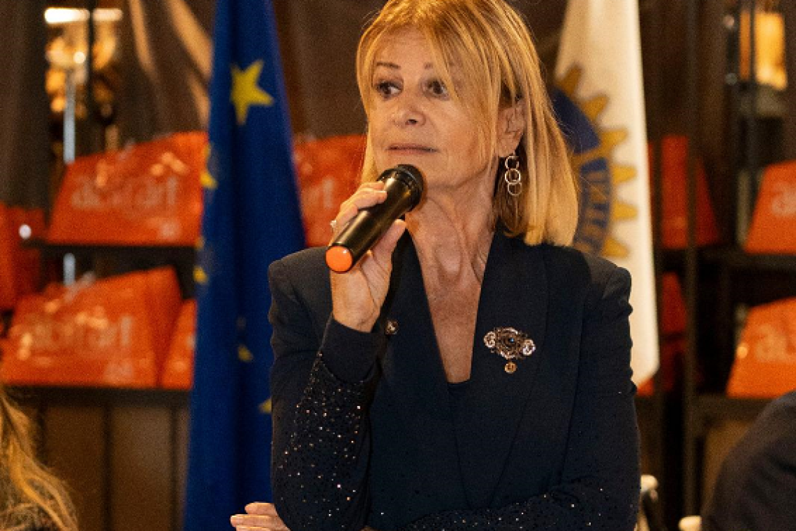 Moda e solidarietà: successo per l'iniziativa del Rotary Club e della stilista Vanessa Foglia per un mondo libero dalla Polio