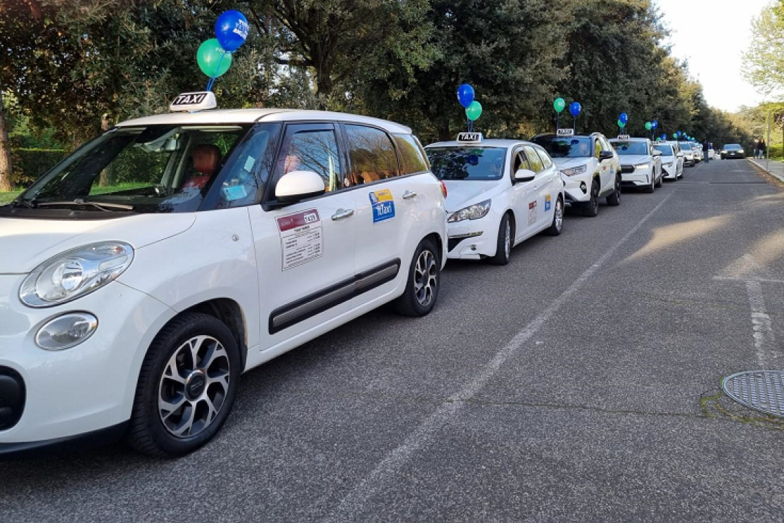 Sabato 25 ottobre una giornata speciale per i ragazzi del Don Guanella, Funari:  protagonisti del corteo con 100 Taxi