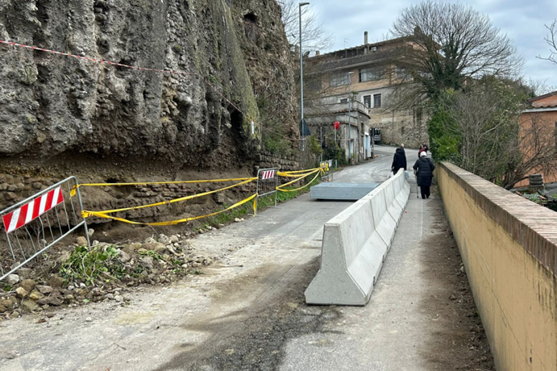 Municipio XV - Via dell’Isola Farnese, al via i lavori di messa in sicurezza strada
