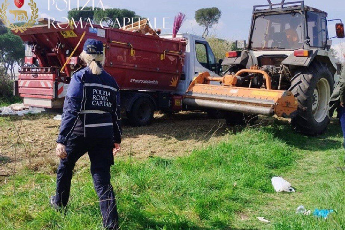 Polizia Locale, operazioni legalità e ripristino decoro in diverse zone della Capitale: rimossi quintali di rifiuti e bonificate aree nel XIV Municipio. Ulteriori interventi a Centocelle.
