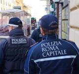 Operazione anti-abusivismo a Termini: maxi sequestro di oltre 7000 articoli e sanzioni per migliaia di euro